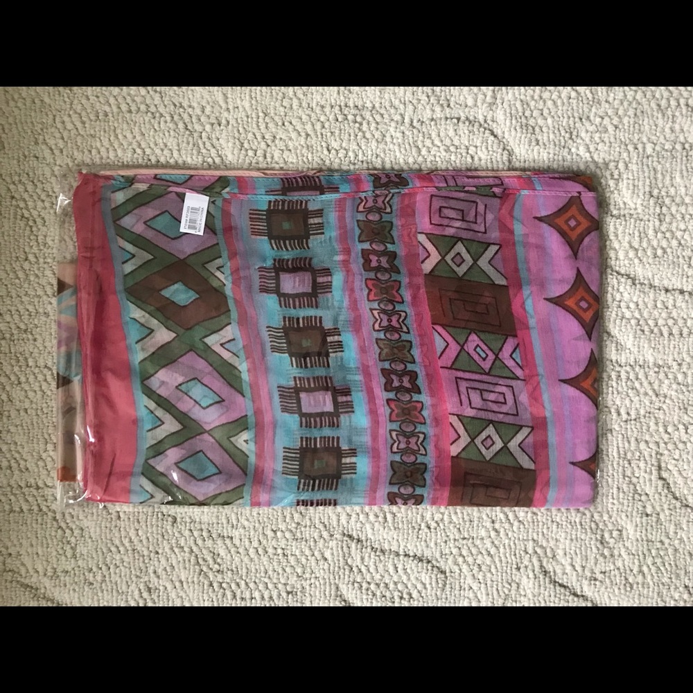 🔥Gorgeous Infinity Scarf NEW🔥 - Picture 4 of 5